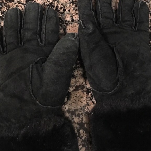 Mexx black gloves - Picture 2 of 3